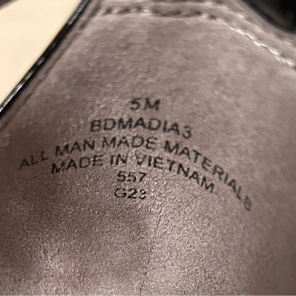 Bandolino Madia Size 5 Open-Toe Black Patent Dress Sandals, NIB - Picture 6 of 10